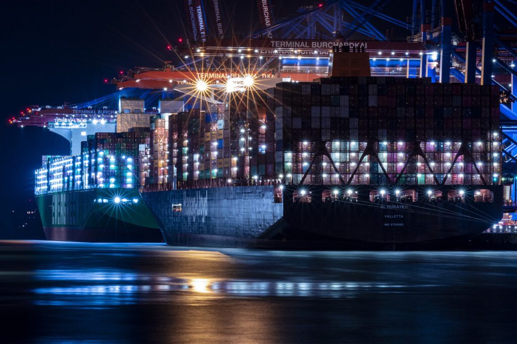 port, ship, container-6849994.jpg